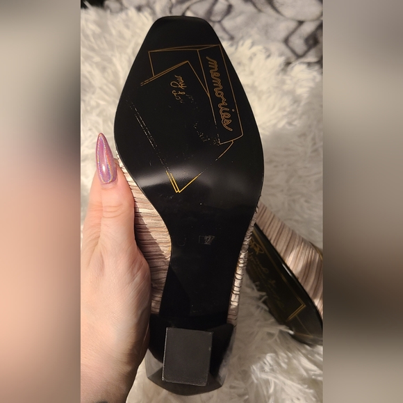 Fluevog - Memories sample S 7 - Picture 8 of 10